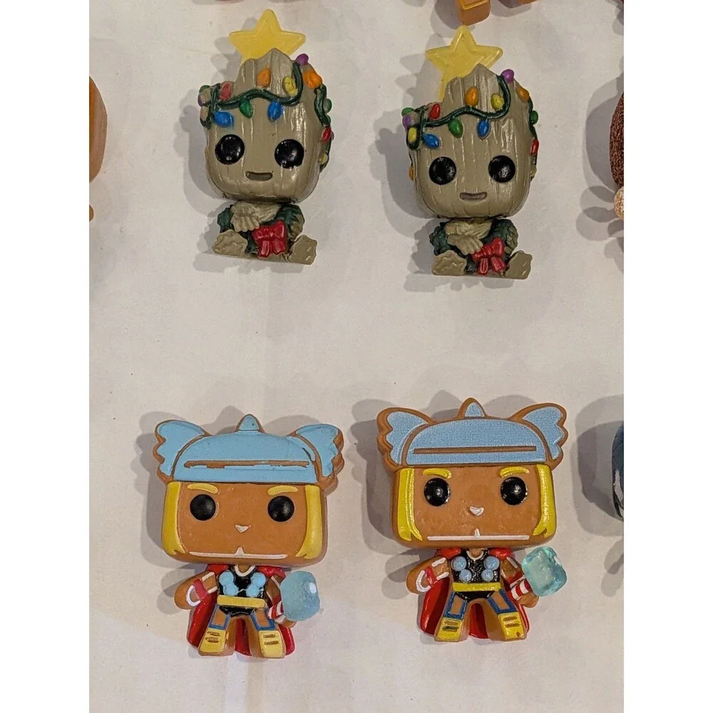 Funko POP! Mini Marvel Christmas Advent Calendar lot of 13 Figures, 3 Stands
